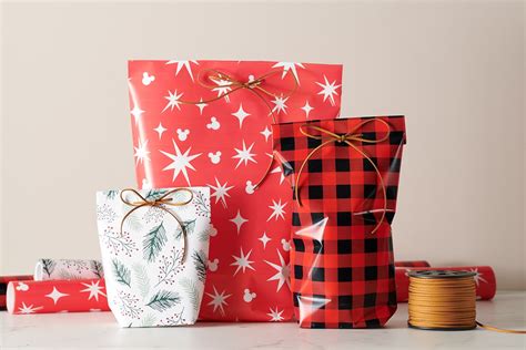 wrapping odd shaped gifts|How To Wrap an Oddly Shaped Gift .